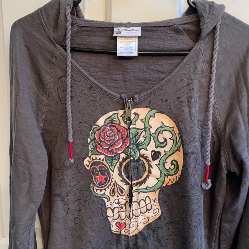 Disney Pirates Thin Sweatshirt